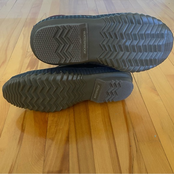 Sorel waterproof boots - Picture 4 of 5
